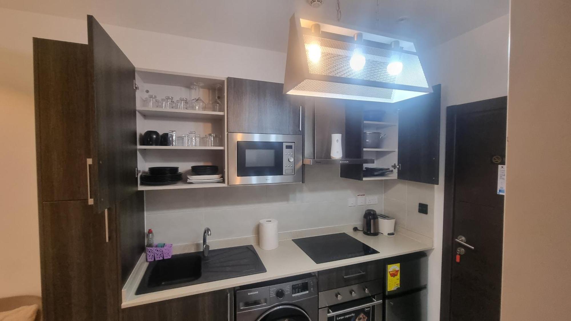 Embassy Gardens Luxury Suites Cpg Аккра Экстерьер фото